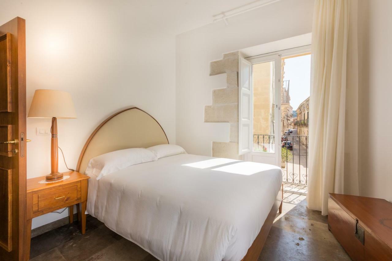 Baroni Giampiccolo Suite Ragusa Exterior photo