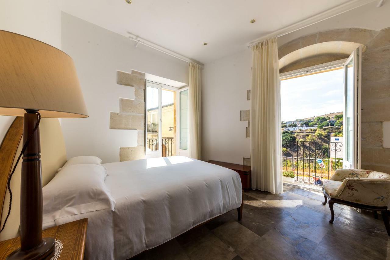 Baroni Giampiccolo Suite Ragusa Exterior photo