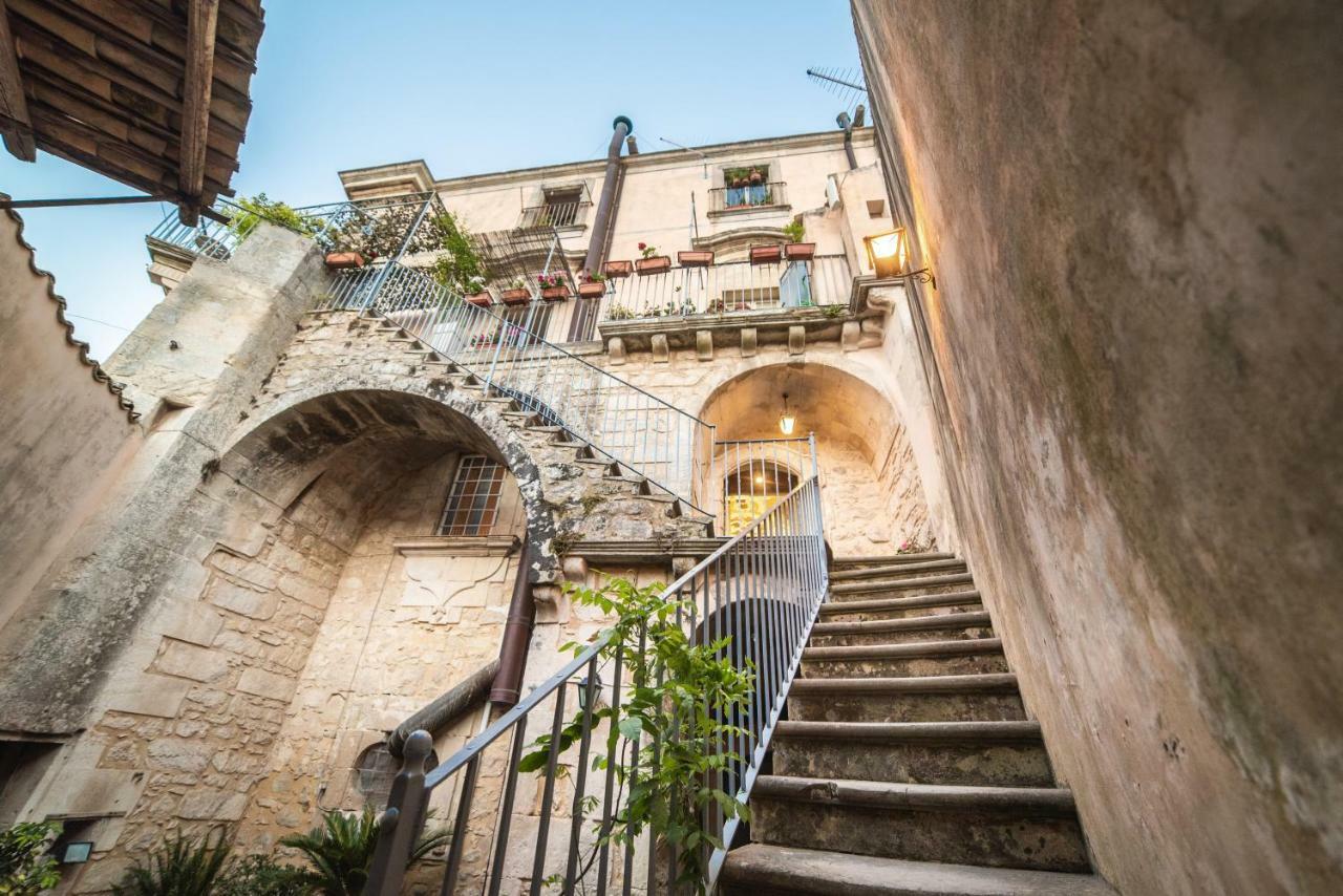 Baroni Giampiccolo Suite Ragusa Exterior photo